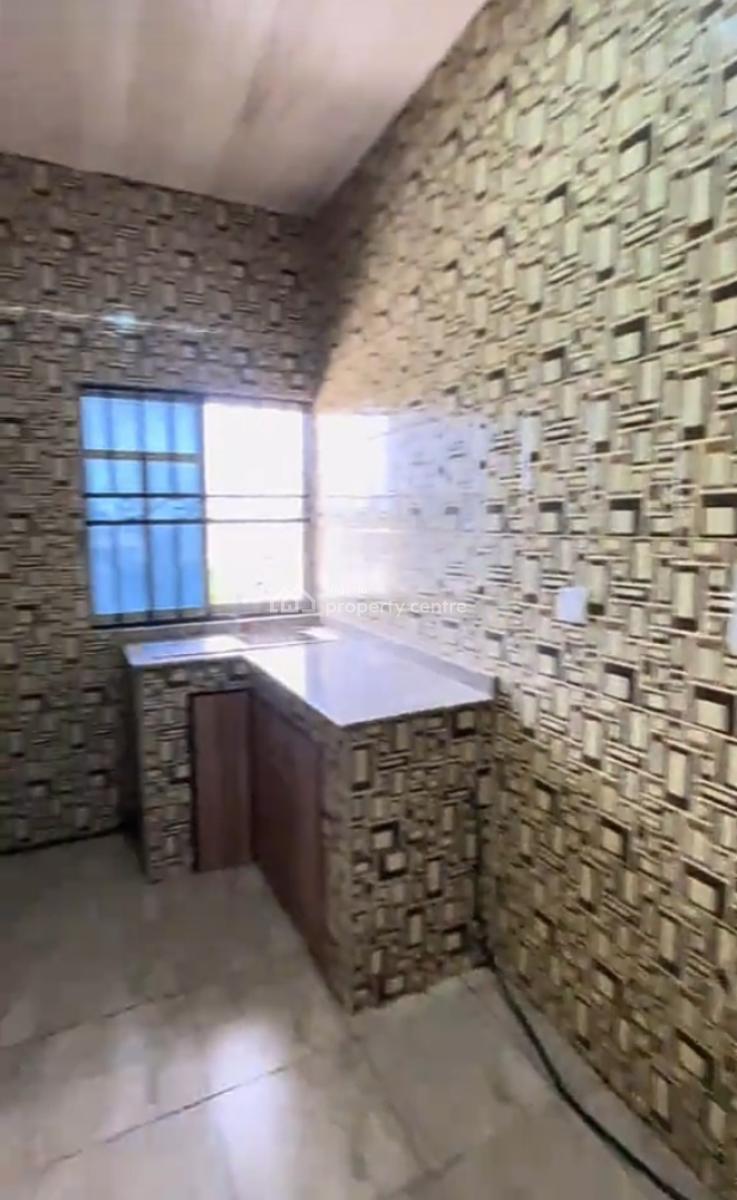 Modern 2 Bedroom Upstairs Apartment { Video}, Badore, Ajah, Lagos, Flat / Apartment for Rent