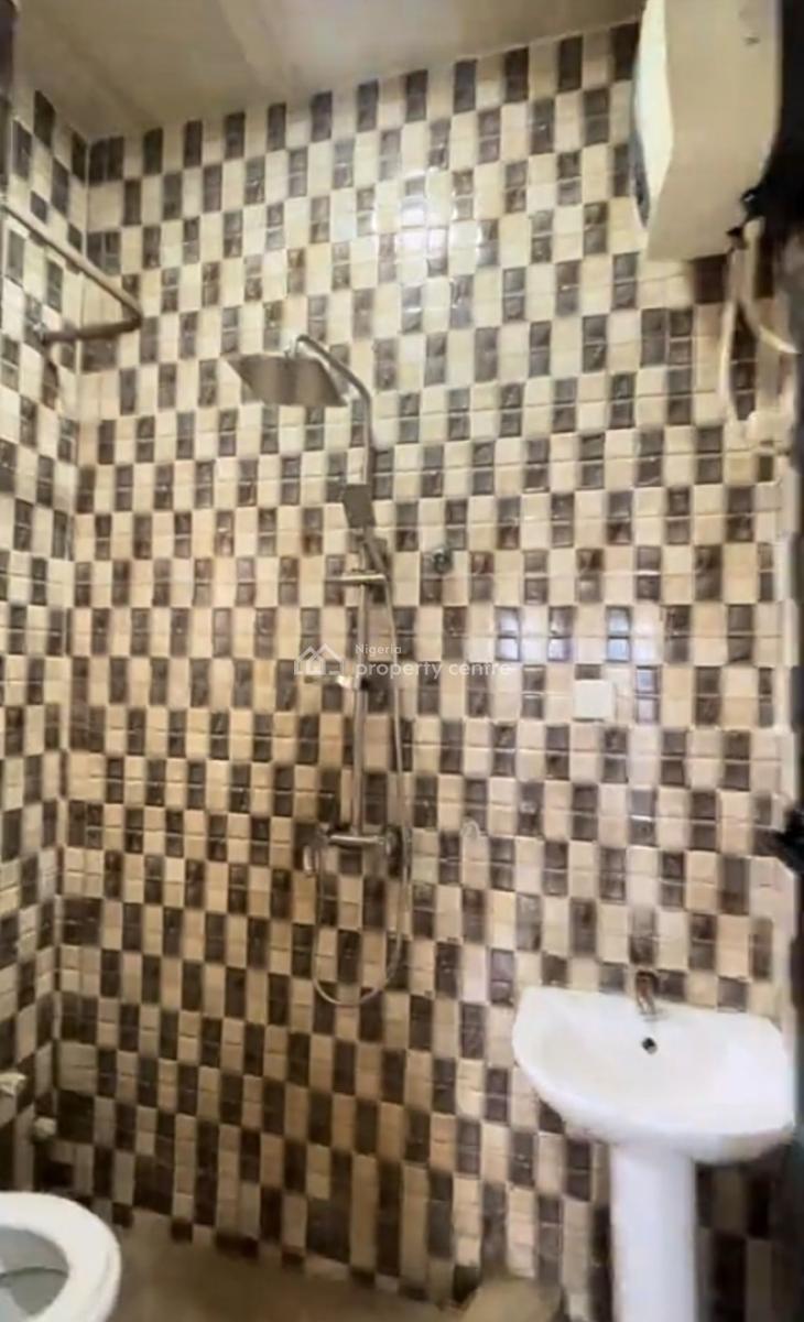 Modern 2 Bedroom Upstairs Apartment { Video}, Badore, Ajah, Lagos, Flat / Apartment for Rent