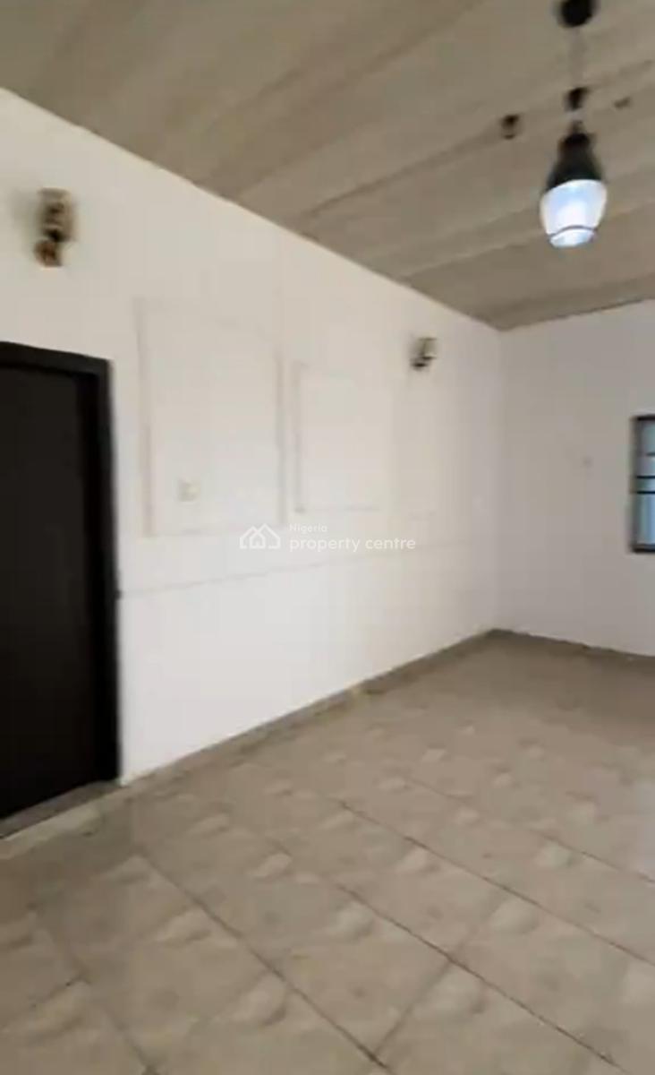 Modern 2 Bedroom Upstairs Apartment { Video}, Badore, Ajah, Lagos, Flat / Apartment for Rent