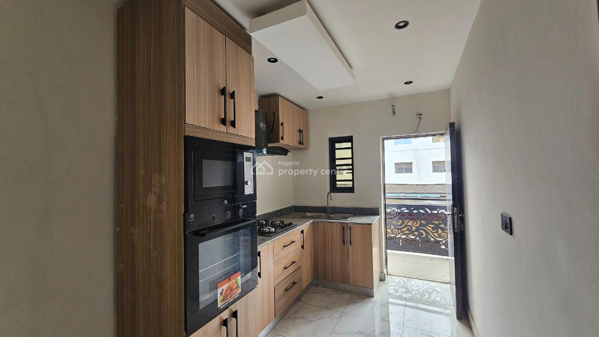 Luxuriously Built and Serviced Three(3) Bedroom Flat, Soluyi, Gbagada, Lagos, Block of Flats for Sale