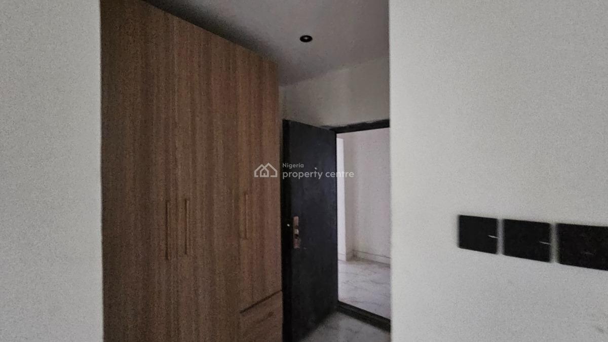 Luxuriously Built and Serviced Three(3) Bedroom Flat, Soluyi, Gbagada, Lagos, Block of Flats for Sale