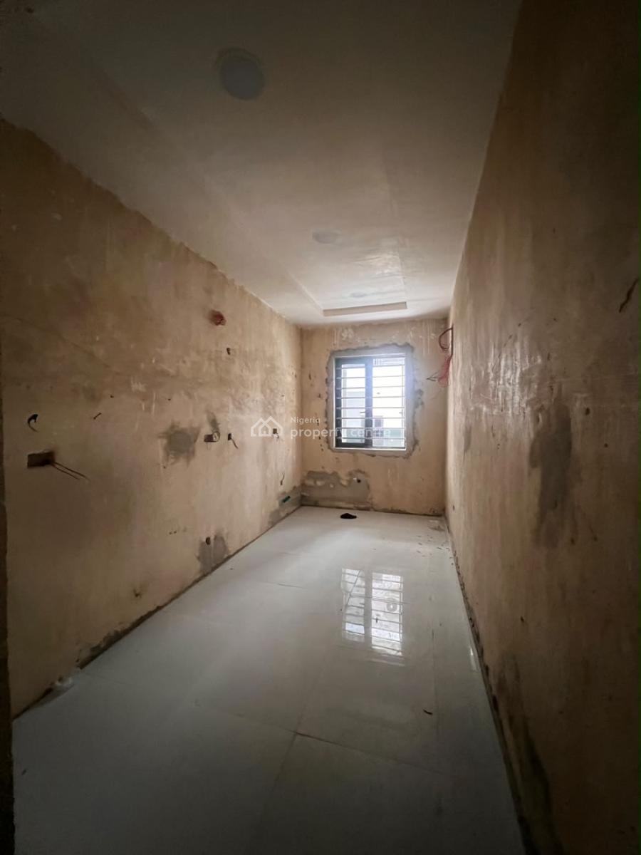 Newly Built 2 Bedroom Apartment with Elevator, Swimming Pool, Lekki Phase 1, Lekki, Lagos, Block of Flats for Sale