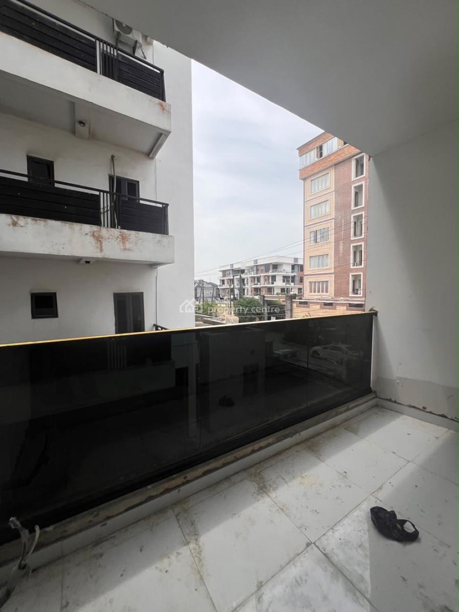 Newly Built 2 Bedroom Apartment with Elevator, Swimming Pool, Lekki Phase 1, Lekki, Lagos, Block of Flats for Sale