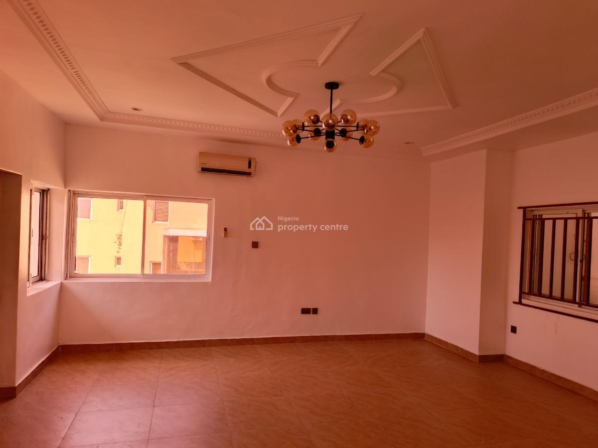 Clean Spacious Serviced 2 Bedroom Flat in an Estate, Serviced with Gen, Wuye, Wuye, Abuja, Flat / Apartment for Rent