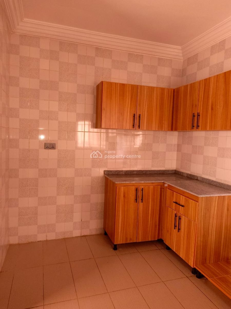Clean Spacious Serviced 2 Bedroom Flat in an Estate, Serviced with Gen, Wuye, Wuye, Abuja, Flat / Apartment for Rent