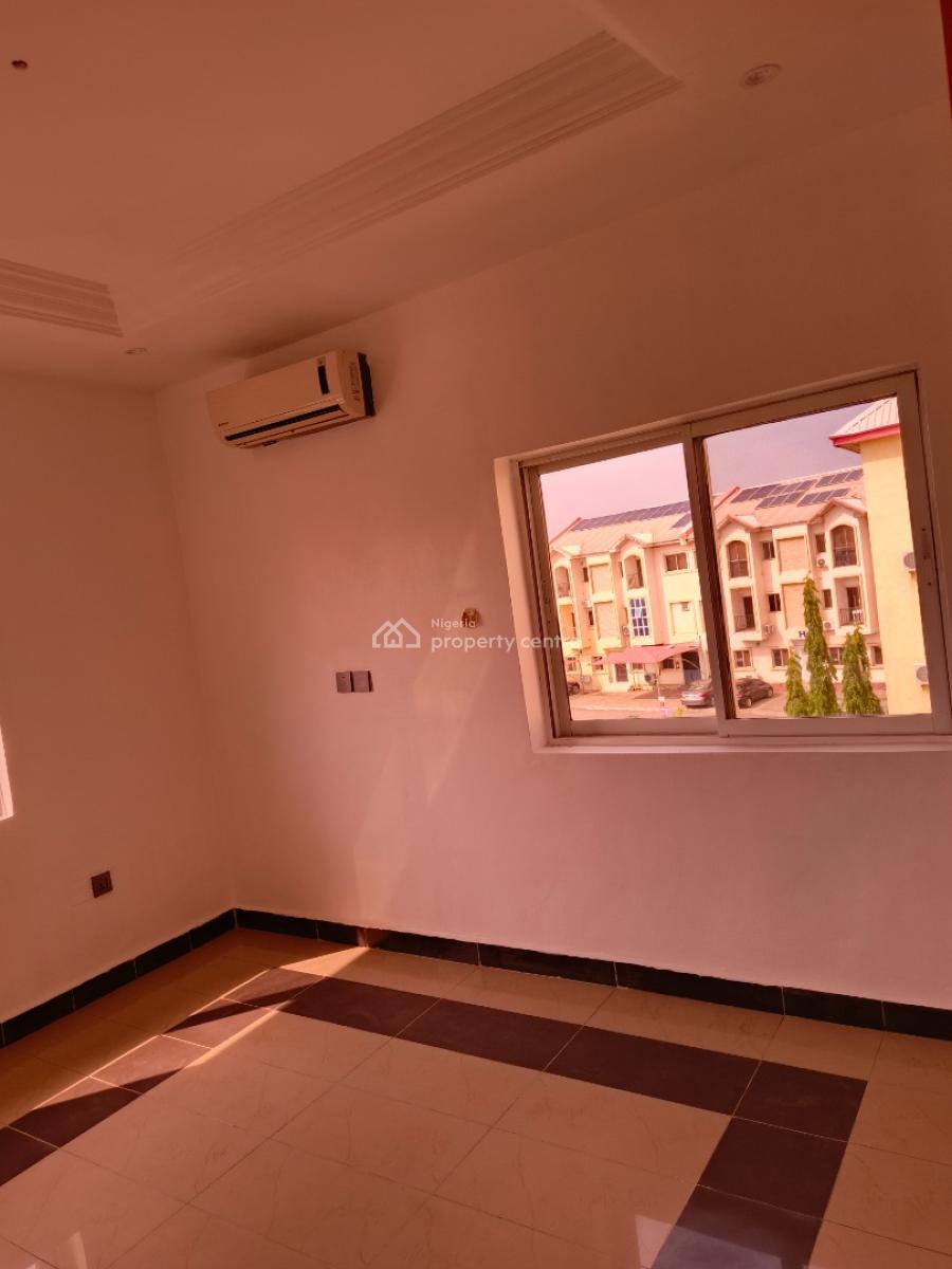 Clean Spacious Serviced 2 Bedroom Flat in an Estate, Serviced with Gen, Wuye, Wuye, Abuja, Flat / Apartment for Rent