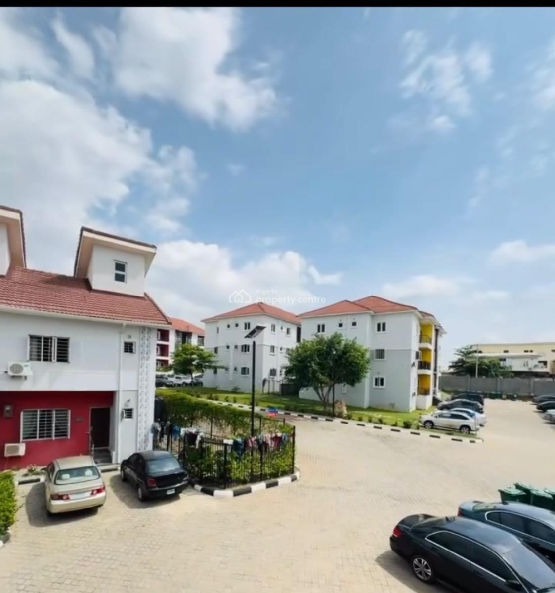 Luxury 2 Bedroom En-suite Flat, By Nizamiya Hospital, Idu Industrial, Abuja, Block of Flats for Sale