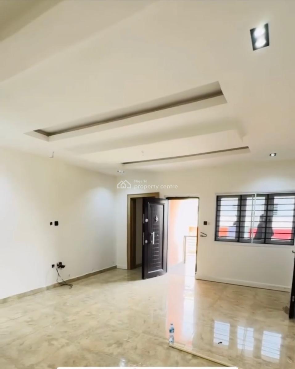 Luxury 2 Bedroom En-suite Flat, By Nizamiya Hospital, Idu Industrial, Abuja, Block of Flats for Sale