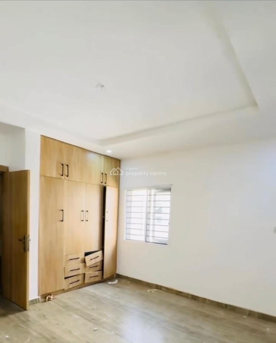 Luxury 2 Bedroom En-suite Flat, By Nizamiya Hospital, Idu Industrial, Abuja, Block of Flats for Sale