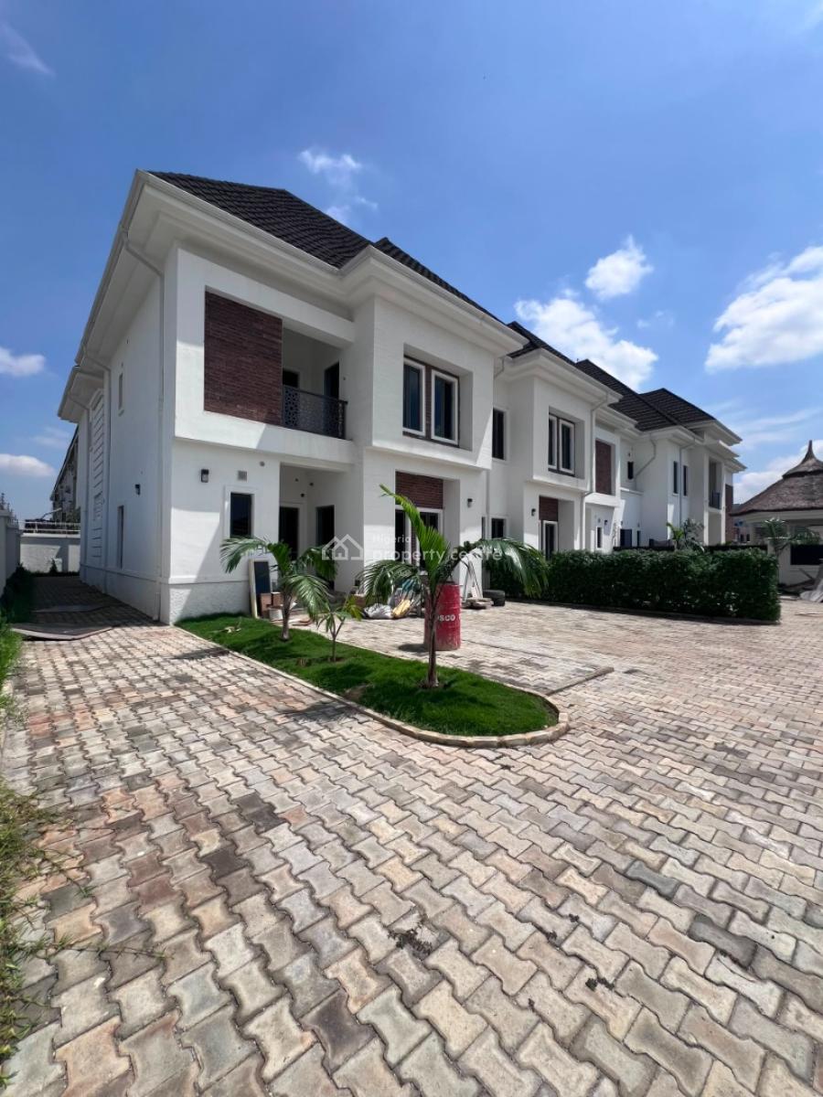 4bedroom Terrace and a Bq in Jahi, Aduvie, Jahi, Abuja, Terraced Duplex for Rent