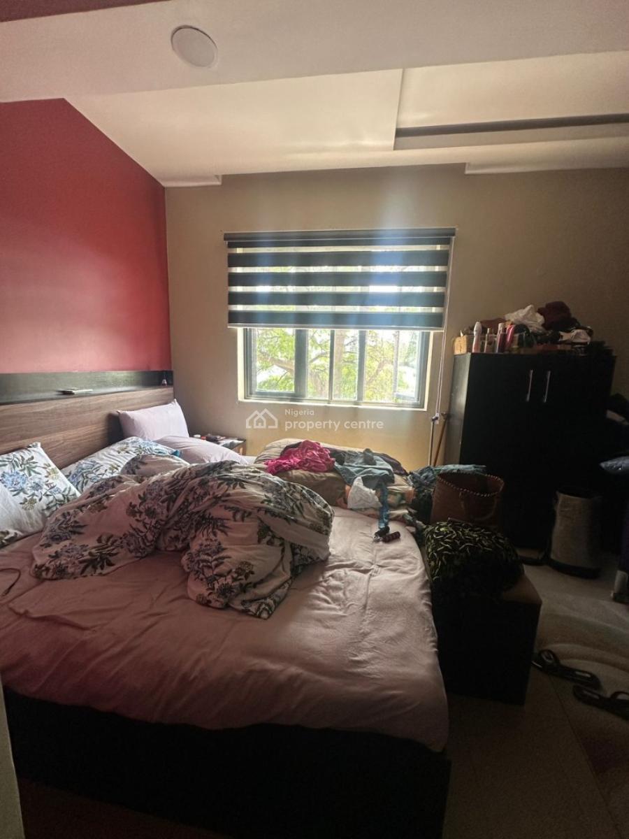 Clean & Well-maintained 3-bedroom Unfurnished Apartment, Victoria Island (vi), Lagos, Flat / Apartment for Sale