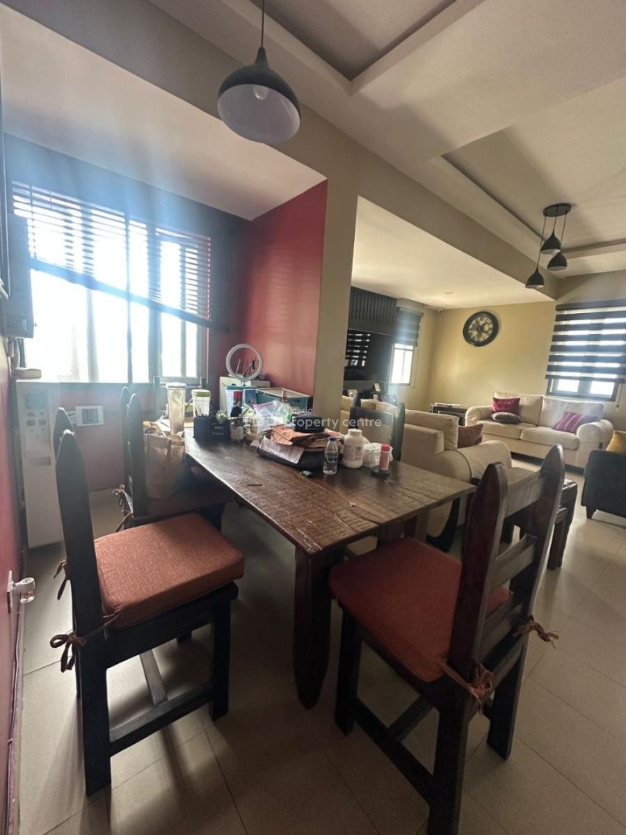 Clean & Well-maintained 3-bedroom Unfurnished Apartment, Victoria Island (vi), Lagos, Flat / Apartment for Sale