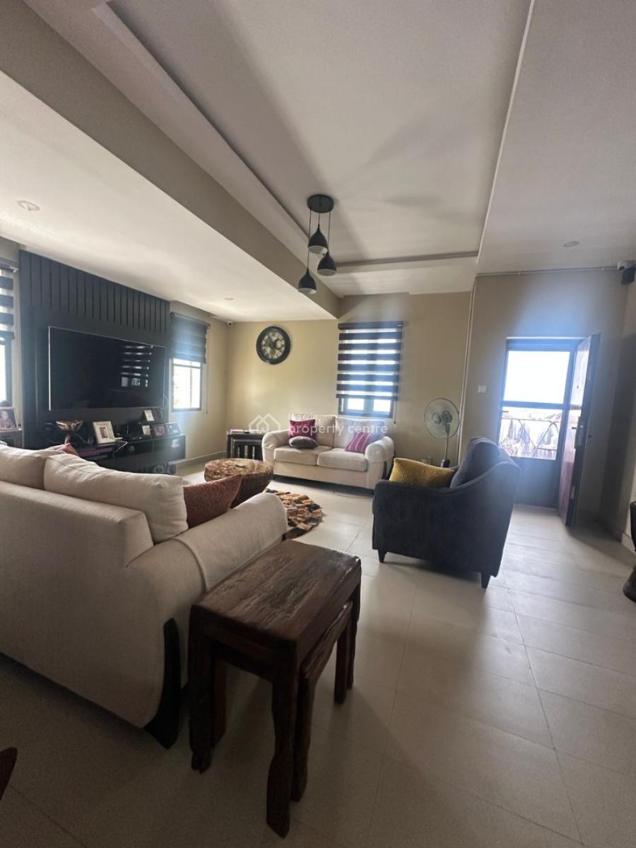 Clean & Well-maintained 3-bedroom Unfurnished Apartment, Victoria Island (vi), Lagos, Flat / Apartment for Sale