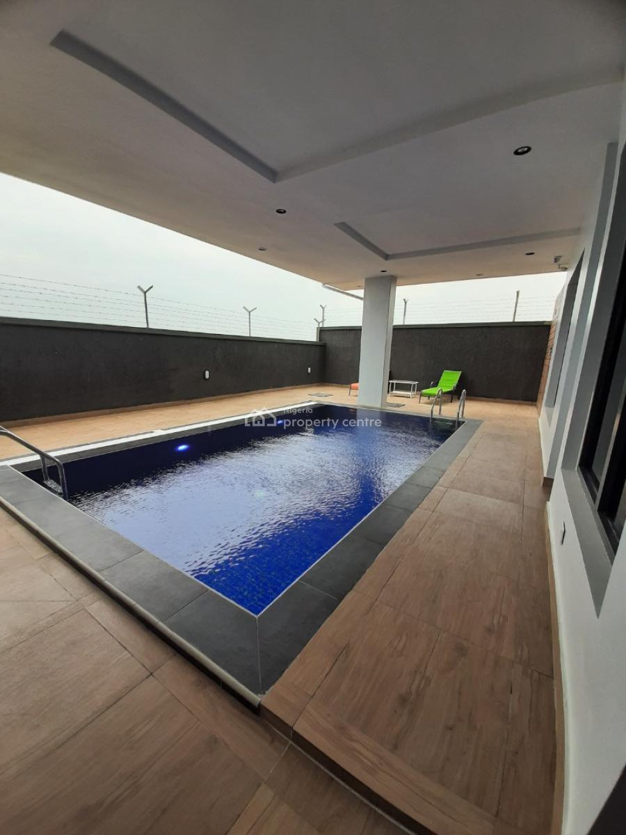 Serviced with 24/7 Power Supply 2 Bedroom En-suite Flat with an Open F, Lekki Phase 1, Lekki, Lagos, Flat / Apartment for Rent