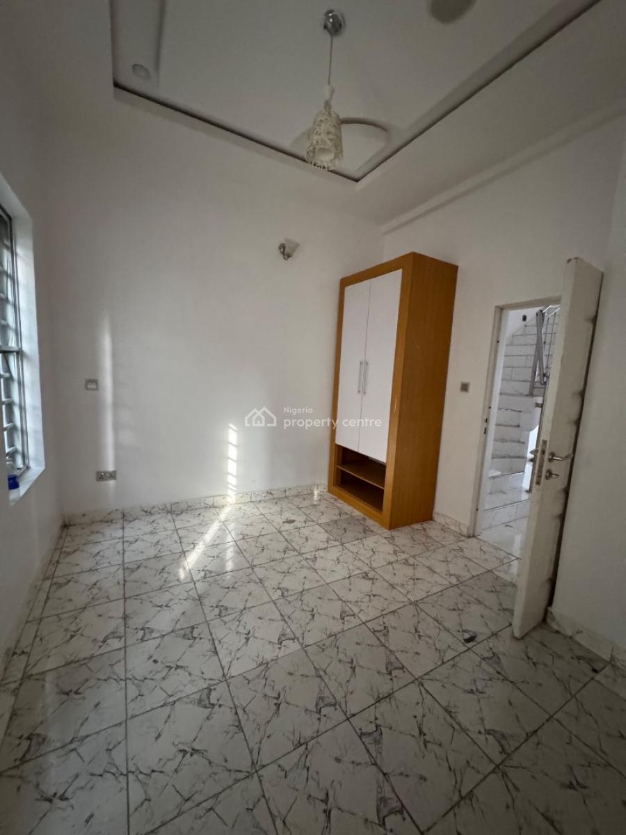 Self Contain, Oral Estate, Lekki Expressway, Lekki, Lagos, Self Contain (single Rooms) for Rent