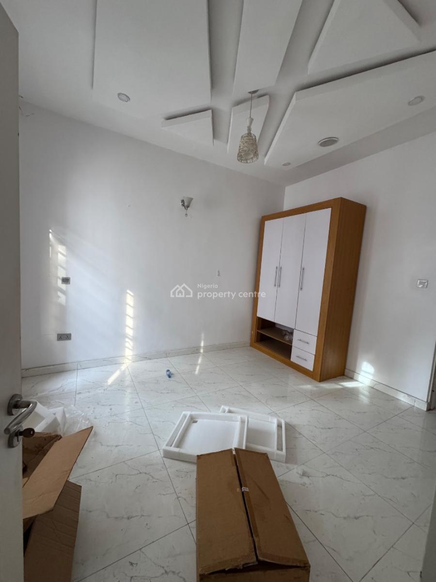 Self Contain, Oral Estate, Lekki Expressway, Lekki, Lagos, Self Contain (single Rooms) for Rent