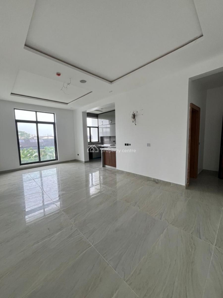 Newly Built 2 Bedroom Apartment, Lekki Phase 1, Lekki, Lagos, Flat / Apartment for Rent