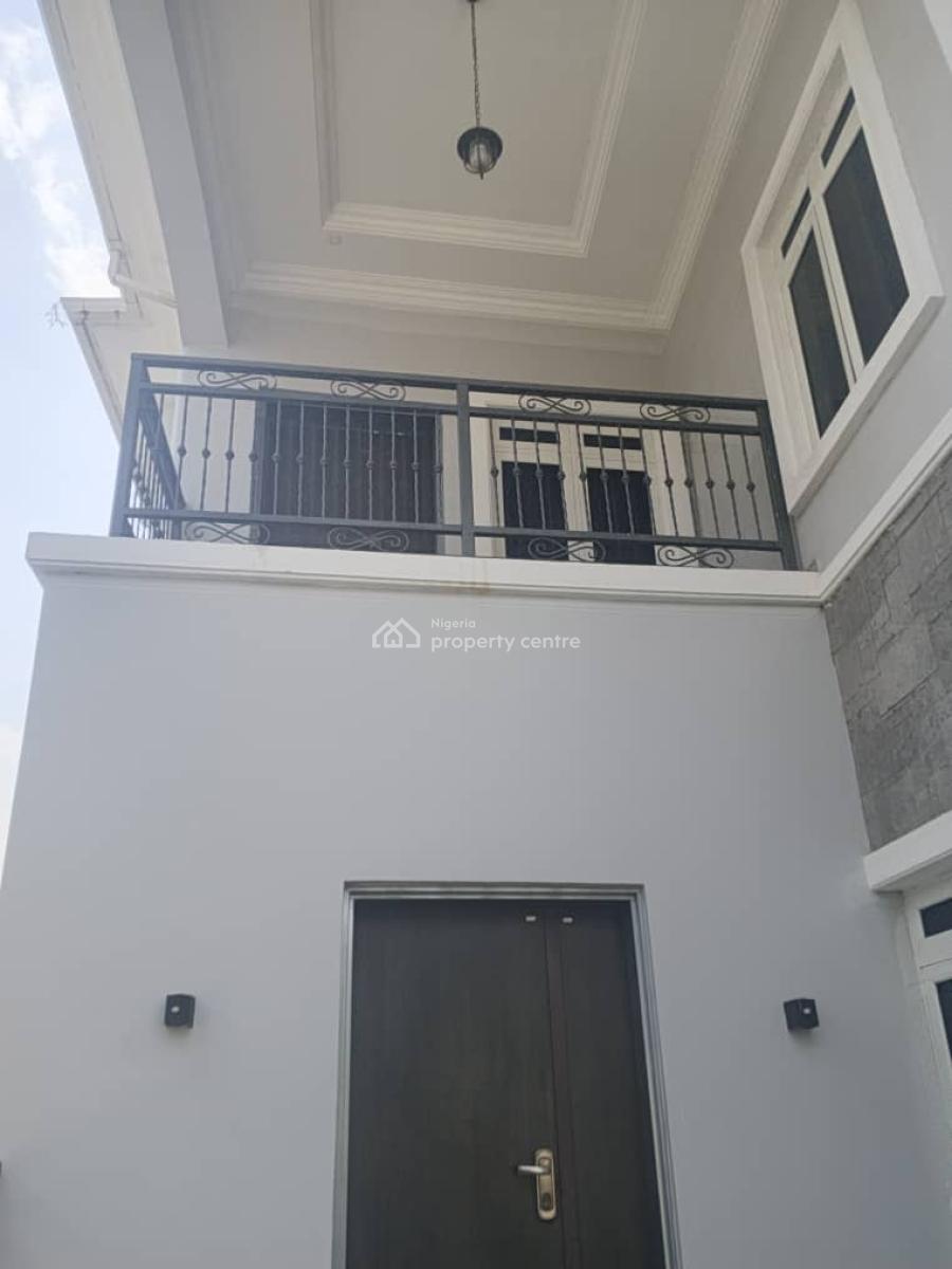 4bedroom Semi Detached Duplex, Tarred Road, Guzape District, Abuja, Semi-detached Duplex for Rent