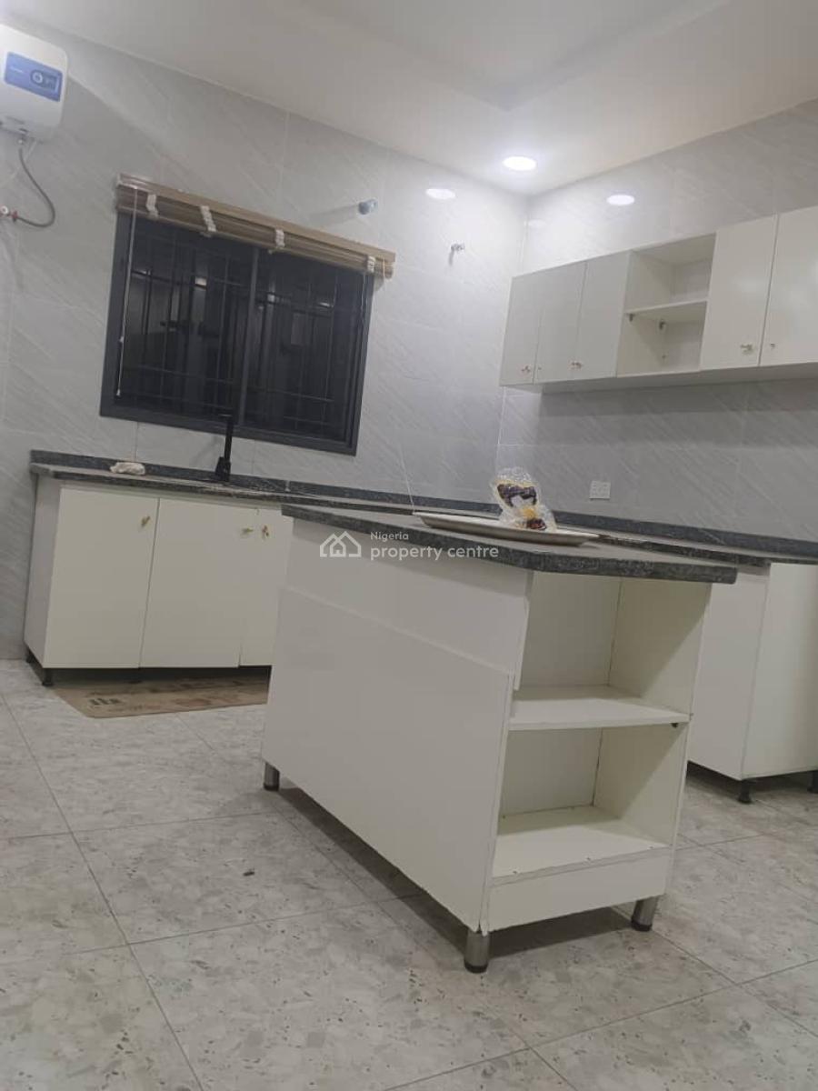 Luxury 4-bedroom Duplex, Guzape District, Abuja, Terraced Duplex for Rent