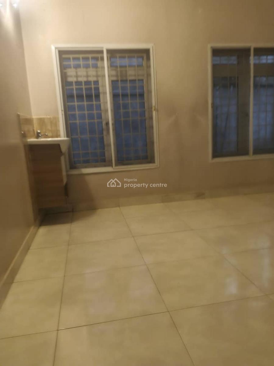 Luxury 4-bedroom Twin Duplex, Guzape District, Abuja, Semi-detached Duplex for Rent