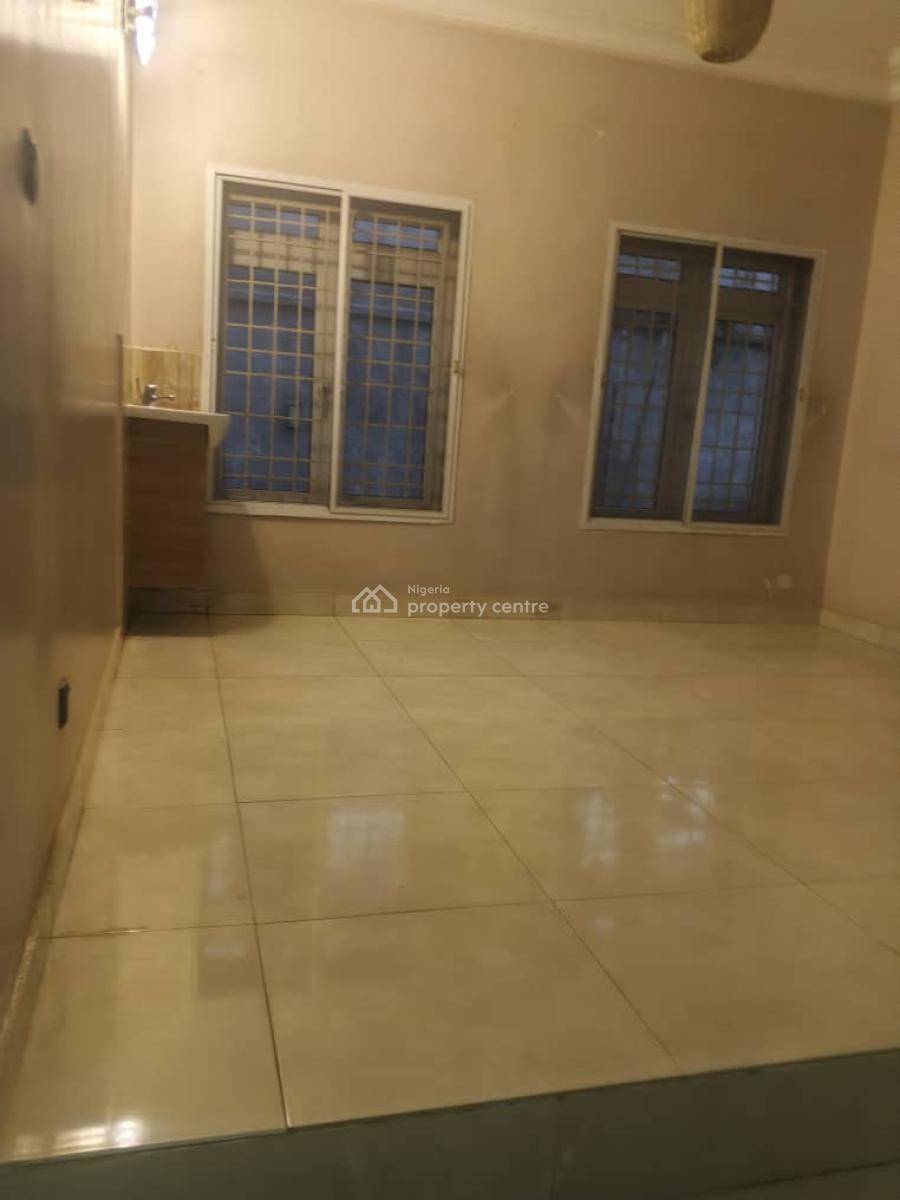 Luxury 4-bedroom Twin Duplex, Guzape District, Abuja, Semi-detached Duplex for Rent