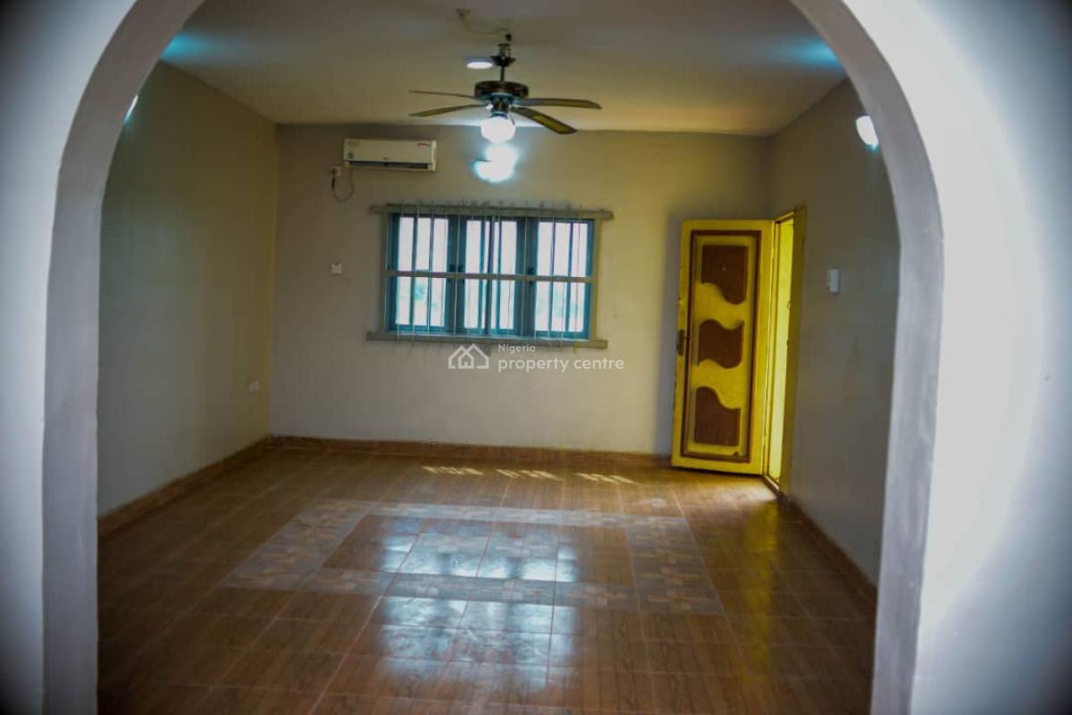 Luxurious 3bed Room Flats  in The Esteemed Isheri Opic Estate, Opic, Isheri North, Lagos, Flat / Apartment for Rent