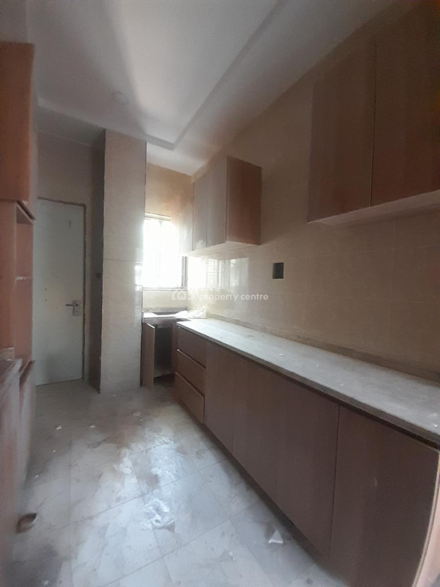 3-bedroom Flat with Nice Facilities, Wuse 2, Abuja, Flat / Apartment for Sale