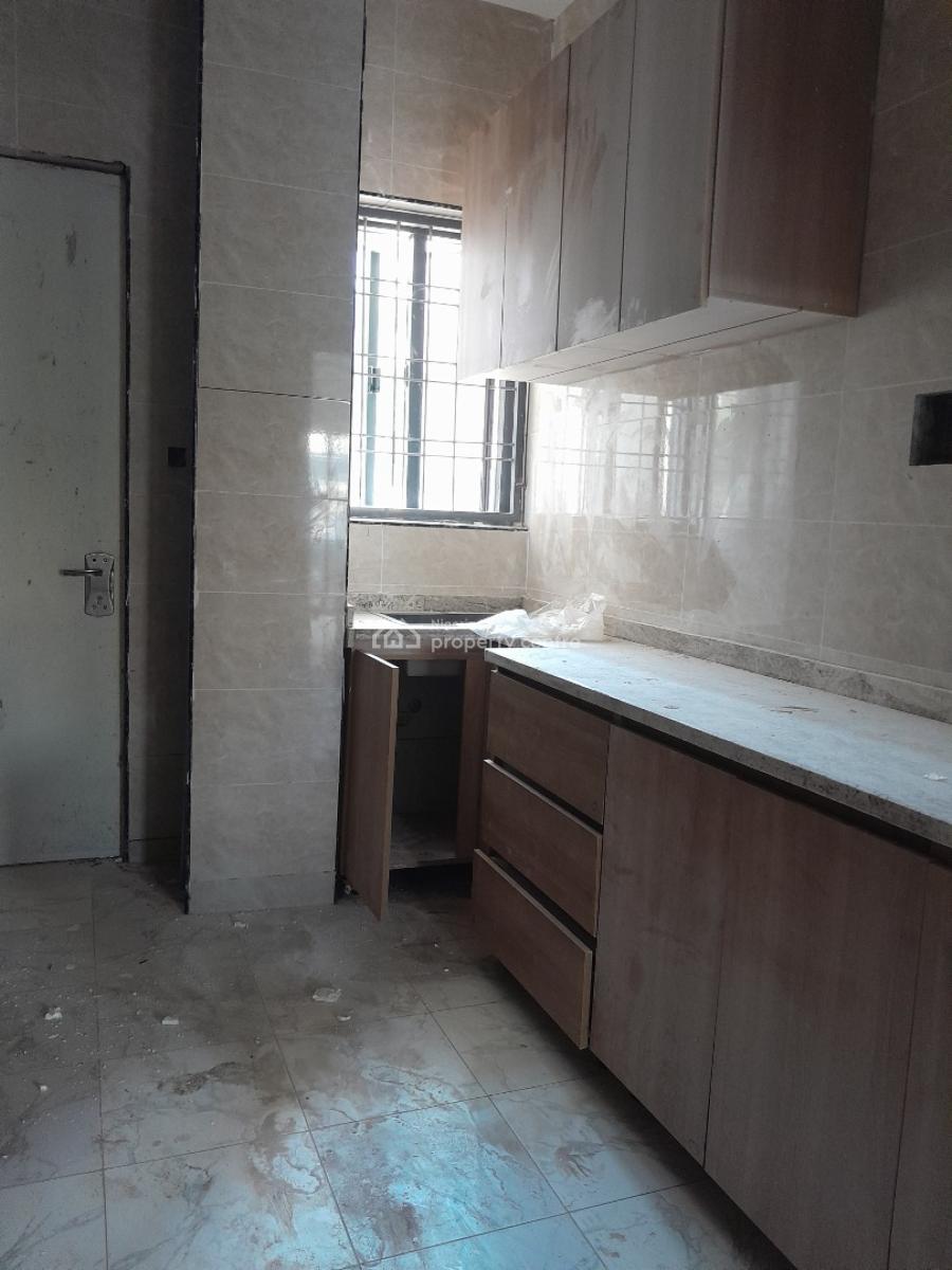 3-bedroom Flat with Nice Facilities, Wuse 2, Abuja, Flat / Apartment for Sale