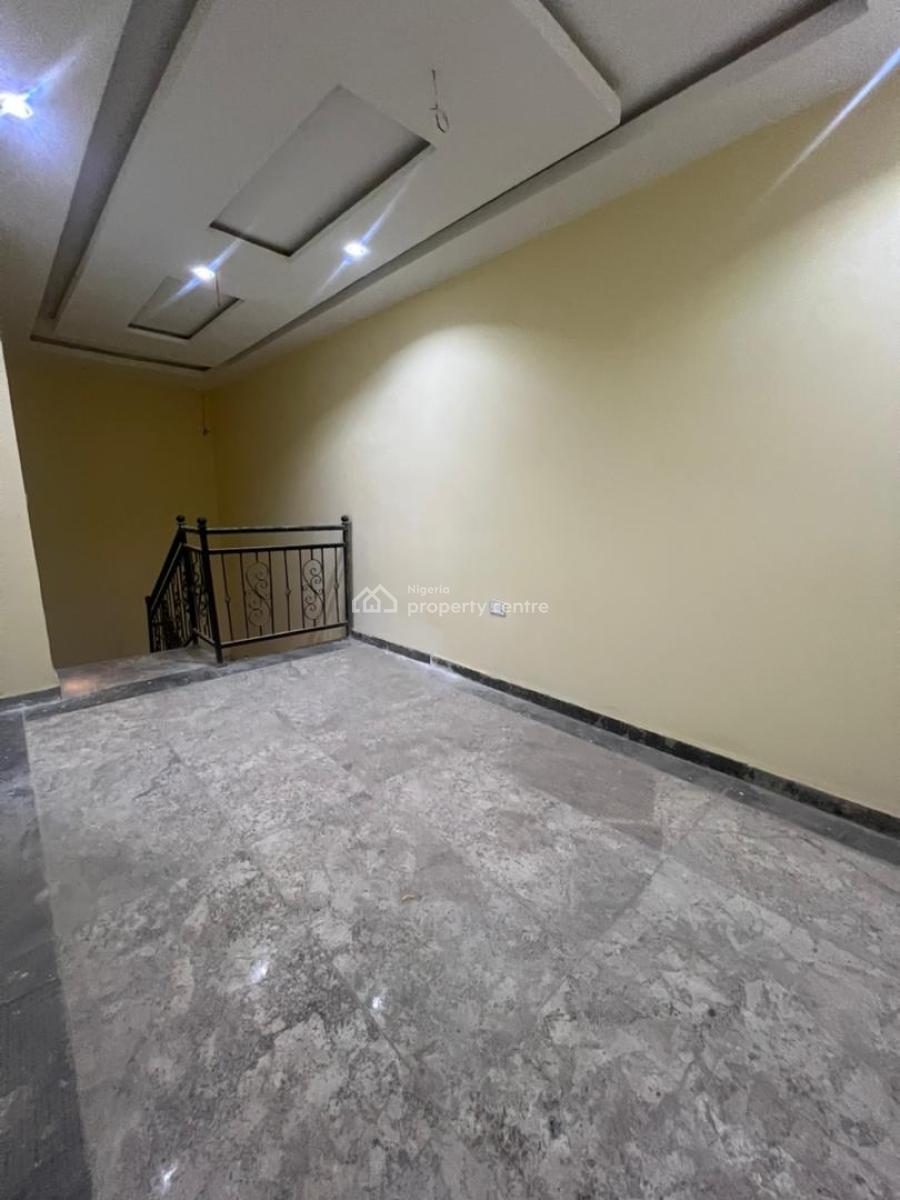 Luxury 3-bedroom Penthouse Duplex + Bq, Guzape District, Abuja, Detached Duplex for Sale