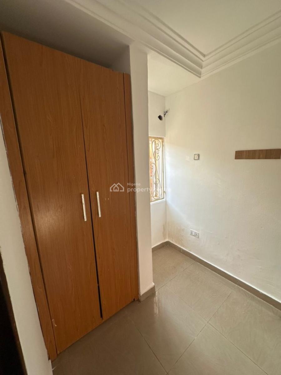 a Mini One  Bedroom Apartment in a Good Neighborhood, 6th Avenue, Gwarinpa, Abuja, Mini Flat (room and Parlour) for Rent