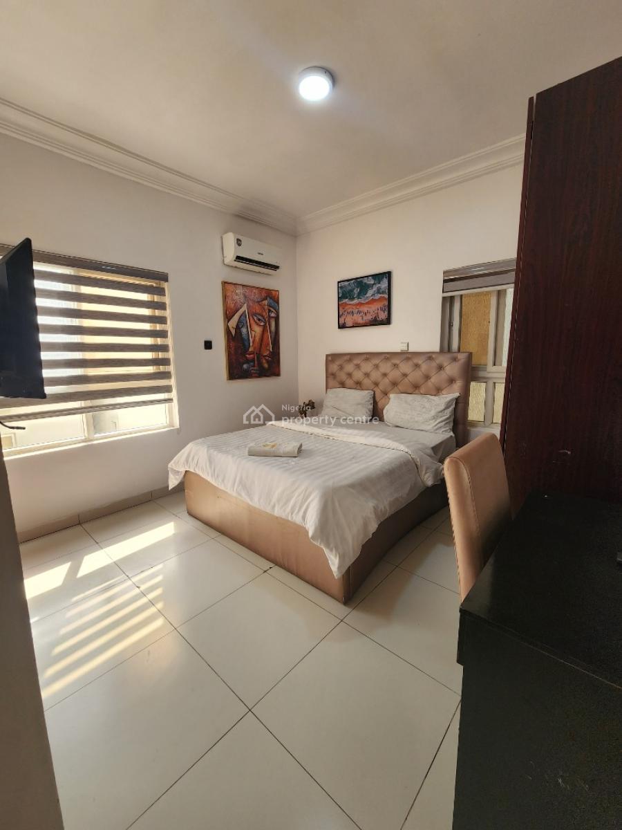 Tastefully Fully Furnished 2bedroom Apartment, Off Admiralty Way, Lekki Phase 1, Lekki, Lagos, Flat / Apartment for Rent
