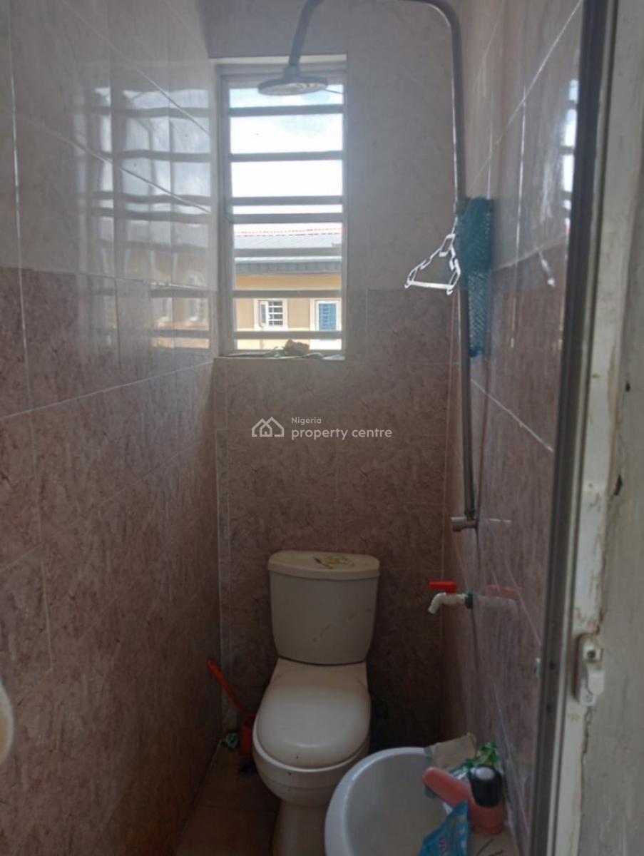 Mini Flat Upstairs Available in a Secured Neighborhood, Jimoh Shobowale Street, Gra Phase 1, Magodo, Lagos, Mini Flat (room and Parlour) for Rent