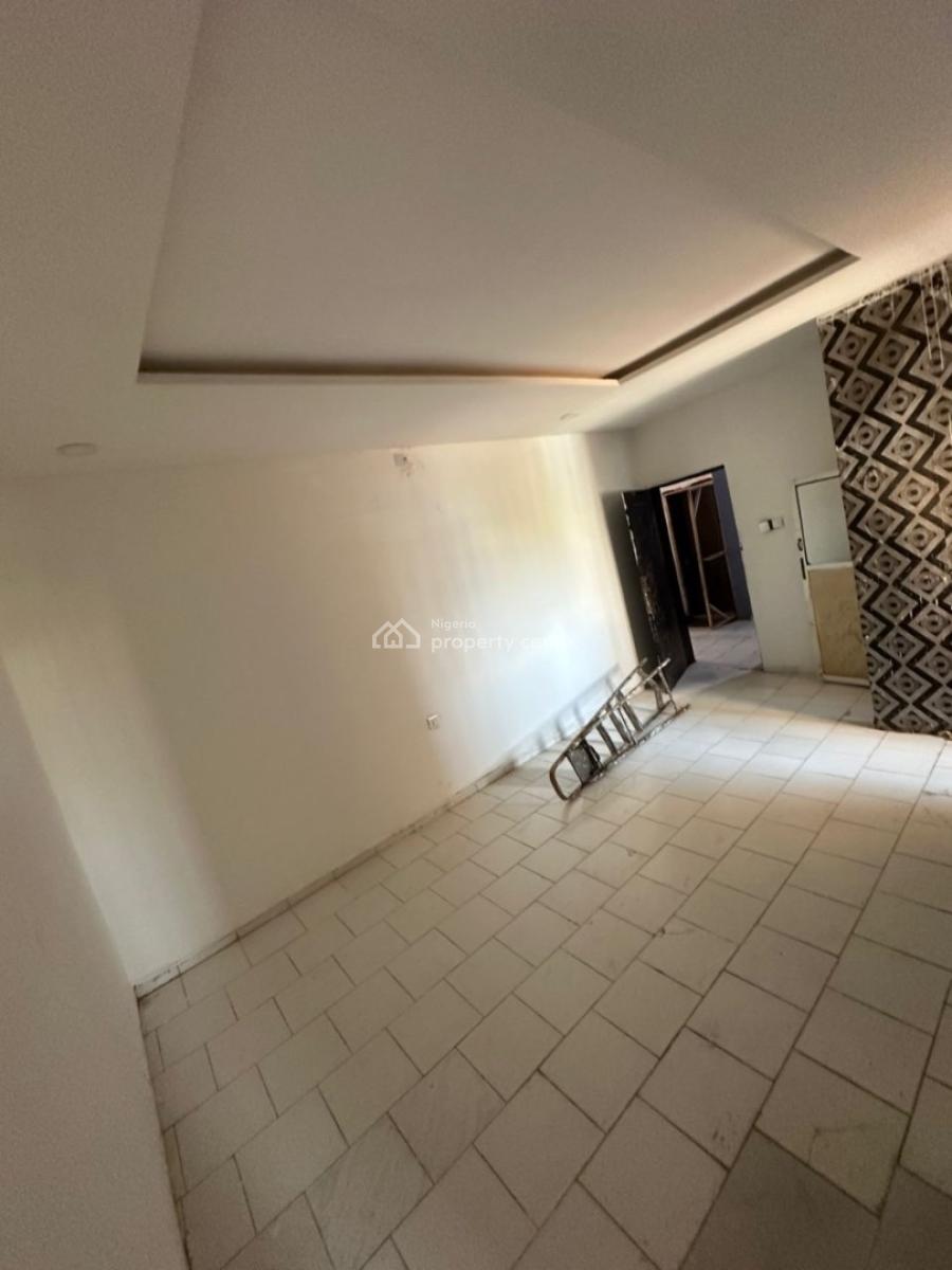 a Spacious One Bedroom Apartment in a Good Environment, 4th Avenue, Gwarinpa, Abuja, Mini Flat (room and Parlour) for Rent