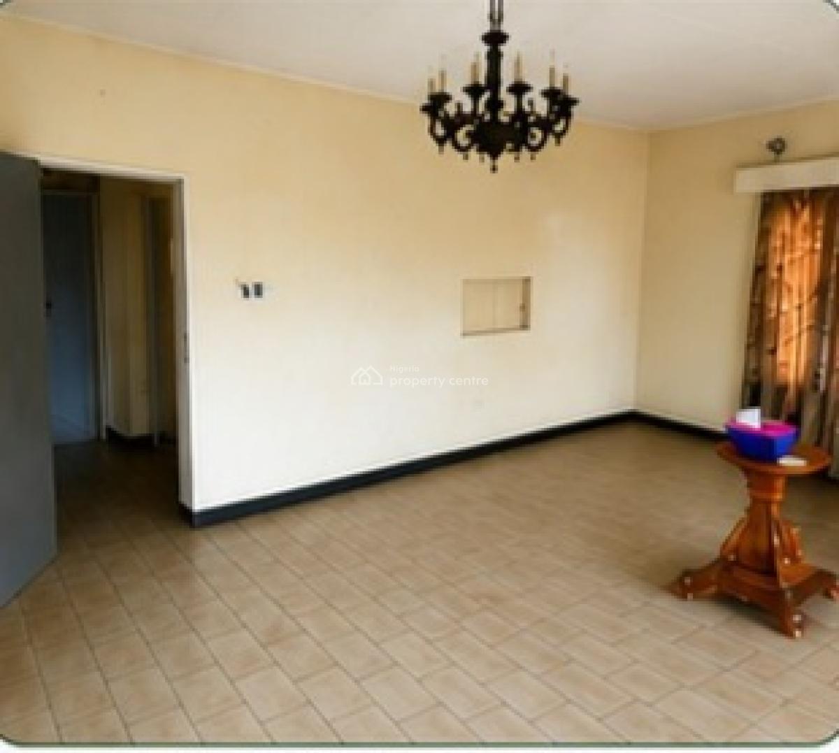 3 Bedroom Detached Bungalow, Off Adeniran Ogunsanya Street, Surulere, Lagos, Detached Bungalow for Rent