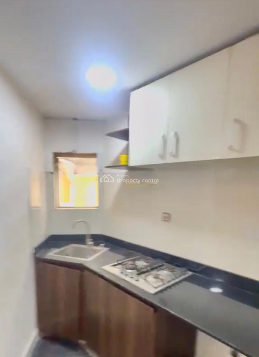 Luxury and Luxury Defined  with Open Plan Kitchen, Lekki Phase 1, Lekki, Lagos, Mini Flat (room and Parlour) for Rent