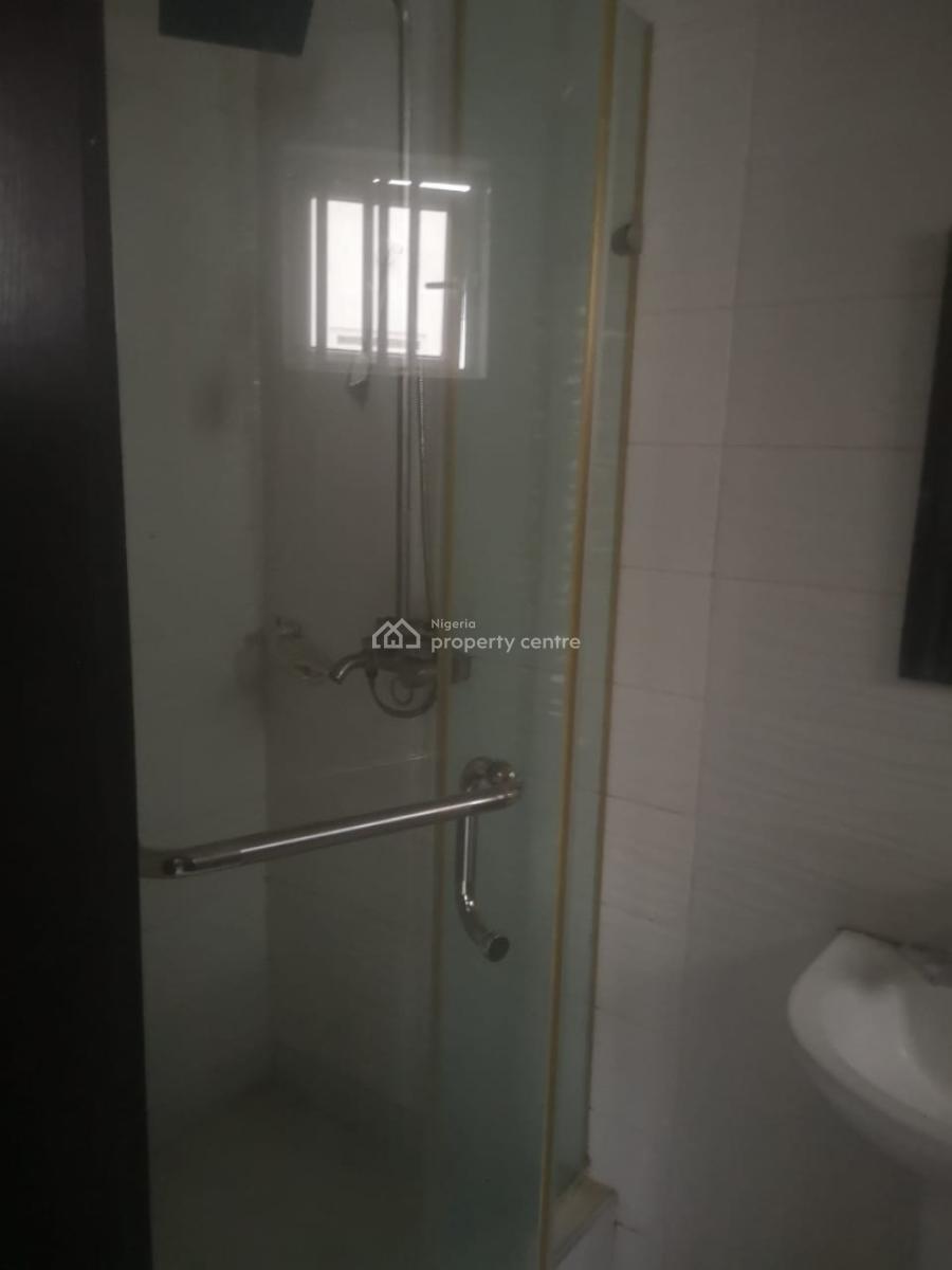 3 Bedroom Flat Ground Floor Very Neat in a Call to Access Estate, Hakeem Dickson Lekki Phase 1 Lagos Nigeria, Lekki Phase 1, Lekki, Lagos, House for Rent