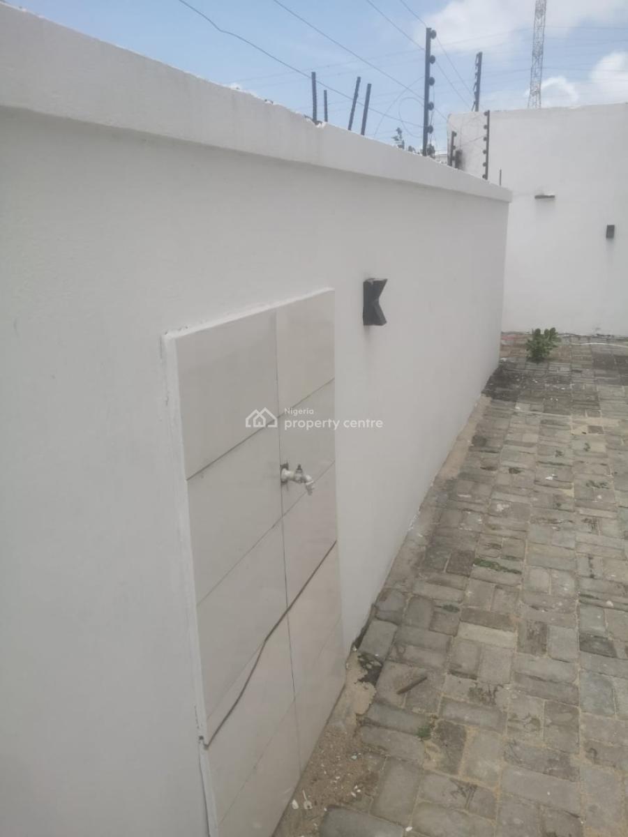 3 Bedroom Flat Ground Floor Very Neat in a Call to Access Estate, Hakeem Dickson Lekki Phase 1 Lagos Nigeria, Lekki Phase 1, Lekki, Lagos, House for Rent