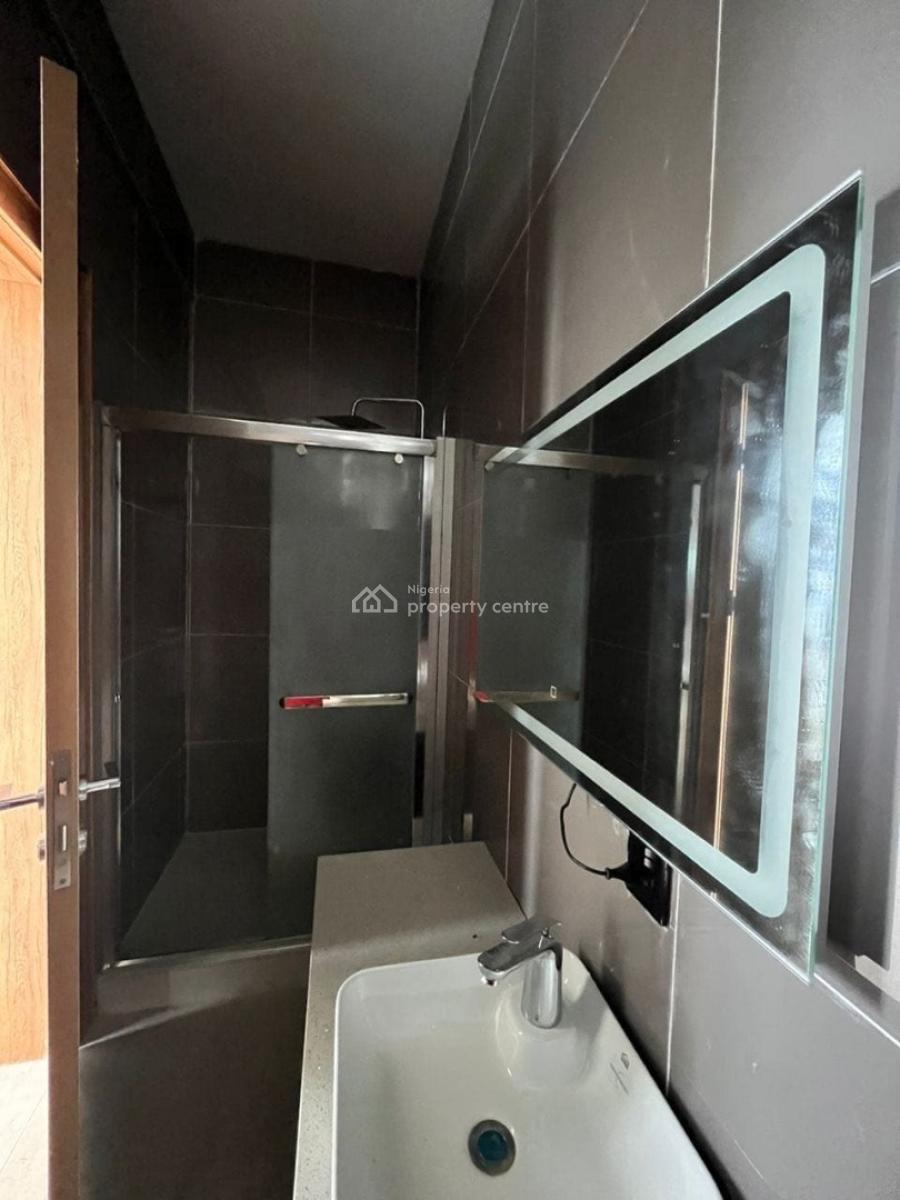 Newly Built 2 Bedroom Apartment, Lekki Phase 1, Lekki, Lagos, Flat / Apartment for Rent