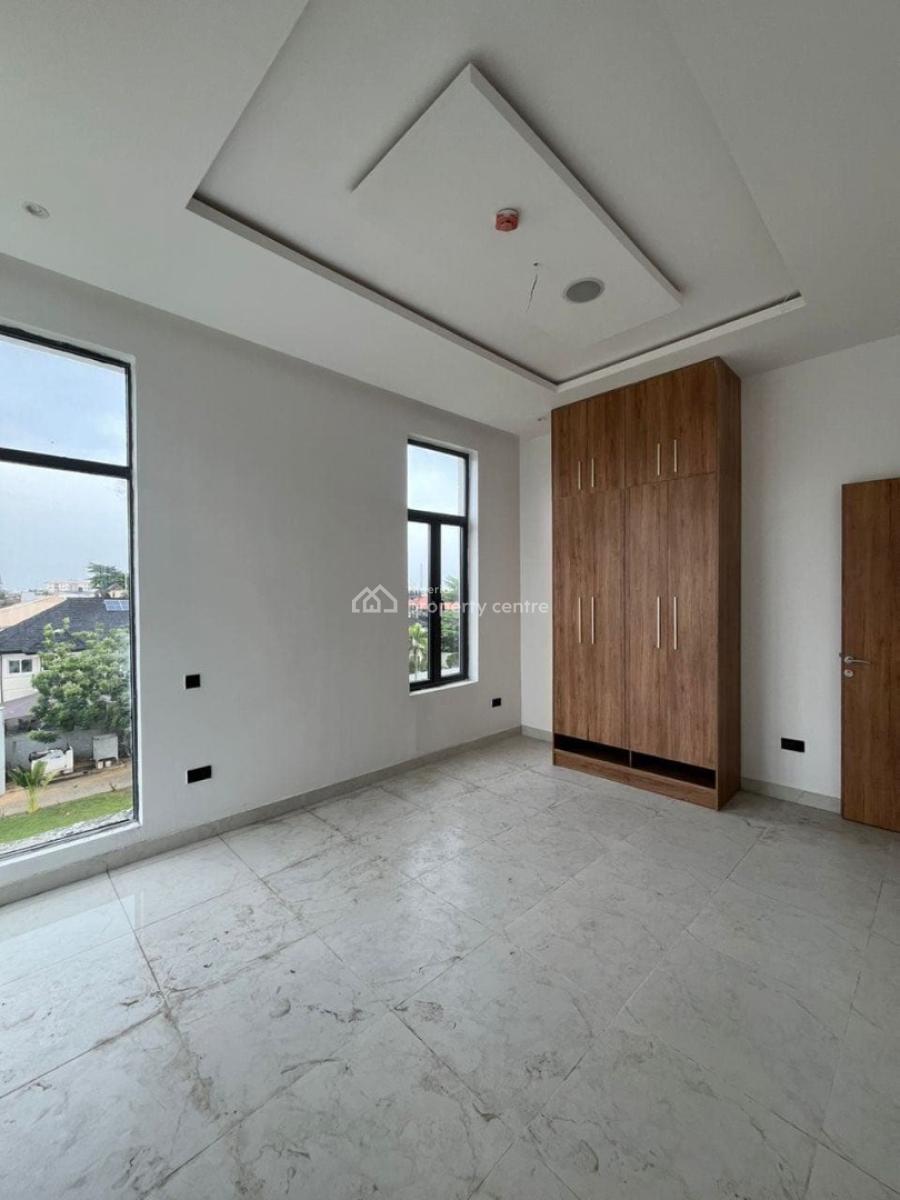 Newly Built 2 Bedroom Apartment, Lekki Phase 1, Lekki, Lagos, Flat / Apartment for Rent