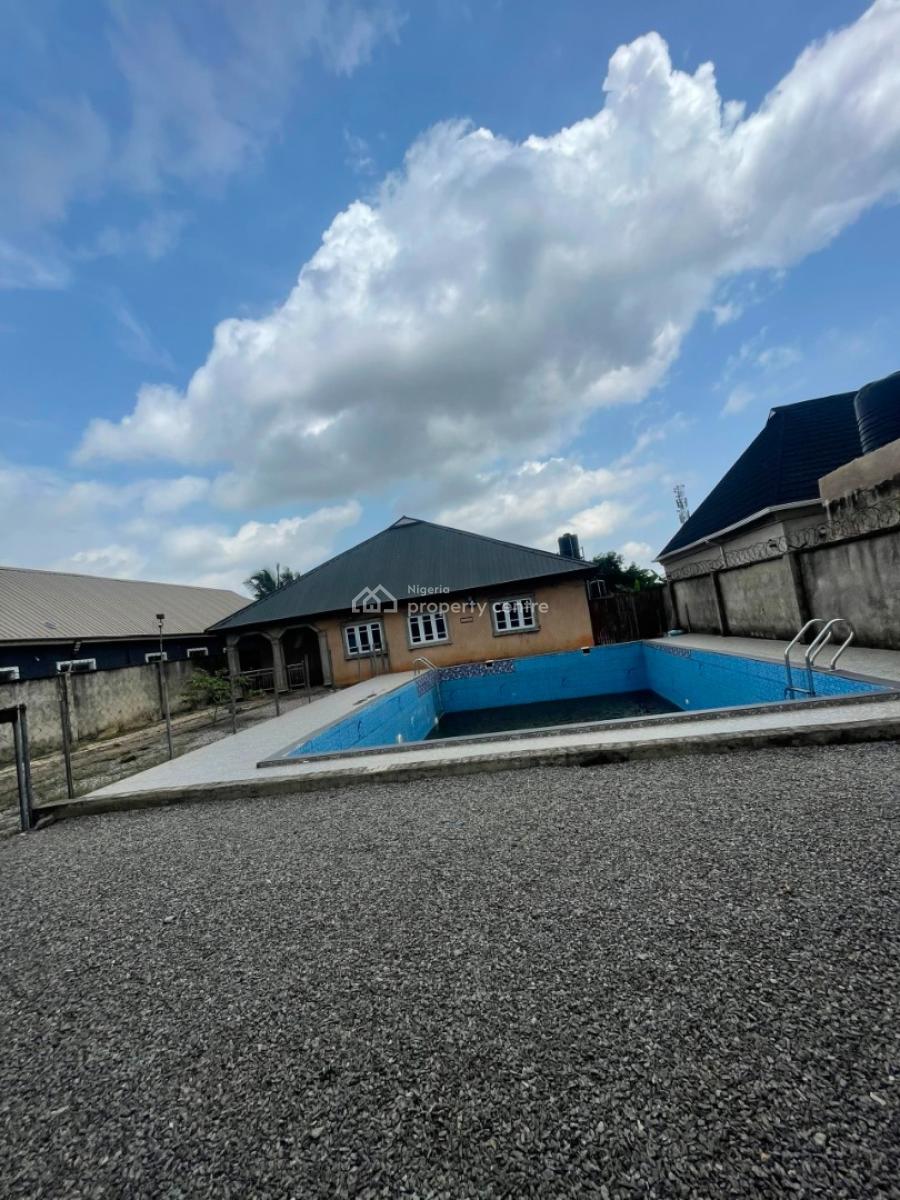 Well Built 3 Bedroom Bungalow, Ogijo Ikorodu in a Safe and Good Location, Ikorodu, Lagos, Detached Bungalow for Sale