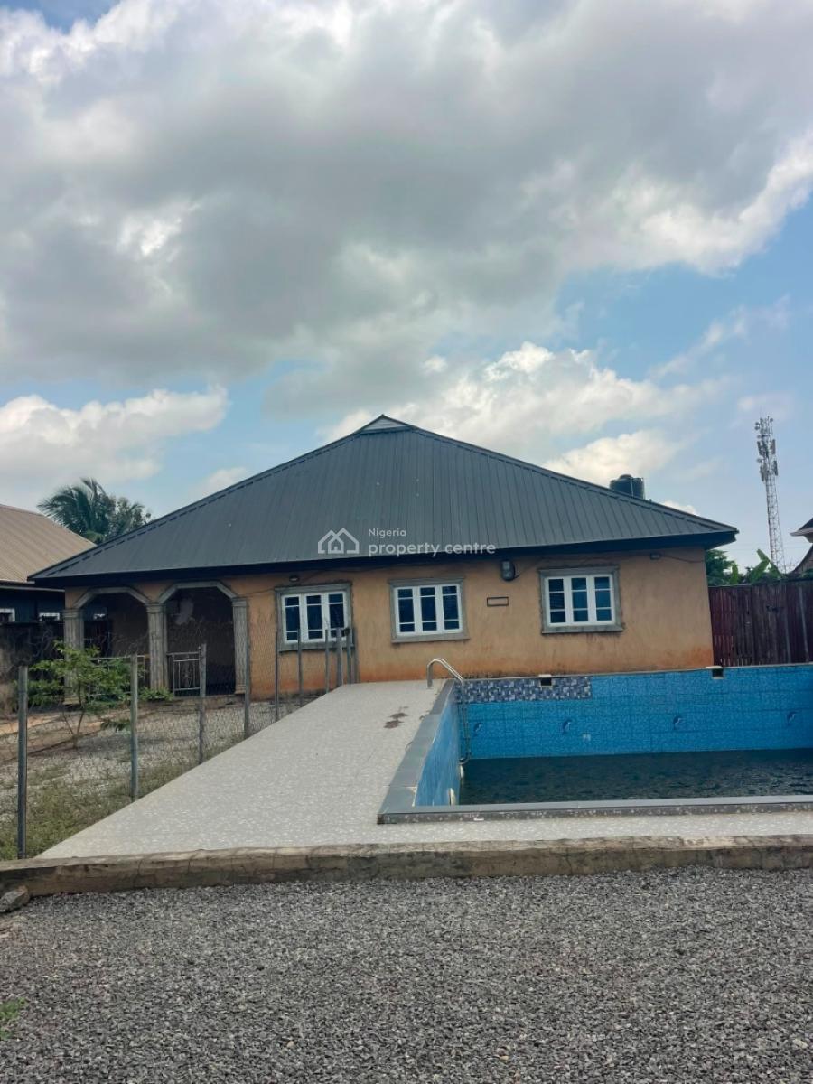 Well Built 3 Bedroom Bungalow, Ogijo Ikorodu in a Safe and Good Location, Ikorodu, Lagos, Detached Bungalow for Sale