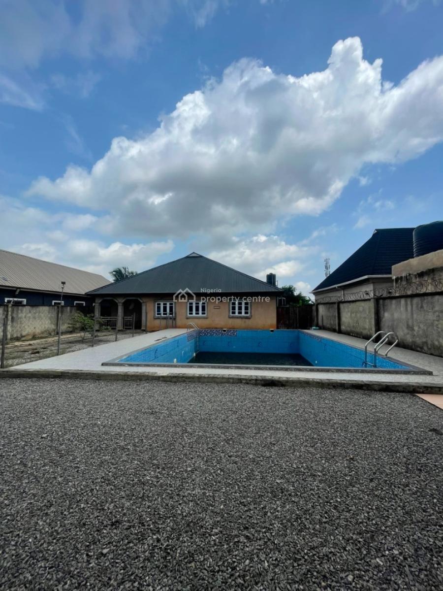 Well Built 3 Bedroom Bungalow, Ogijo Ikorodu in a Safe and Good Location, Ikorodu, Lagos, Detached Bungalow for Sale