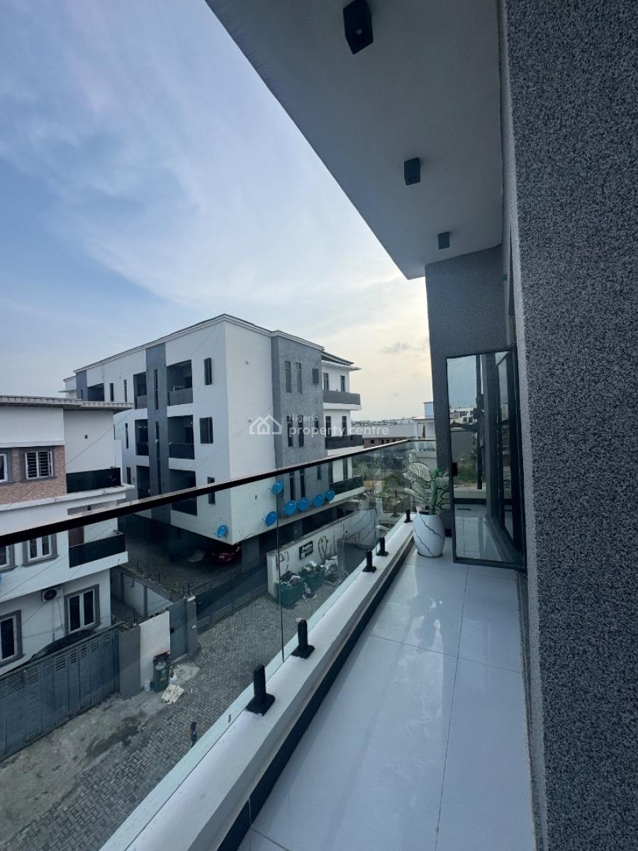 This Property Is in an Secure Estate Top Notch5 Bedrom Duplex with Bq, Ologolo in an Secure Estate 🏡, Lekki, Lagos, Detached Duplex for Sale