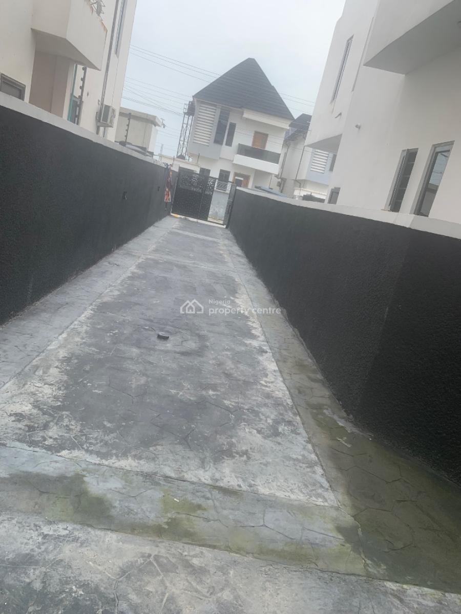 4 Bedroom Duplex Self Compound, Haris Drive, Lekki Phase 2, Lekki, Lagos, House for Sale