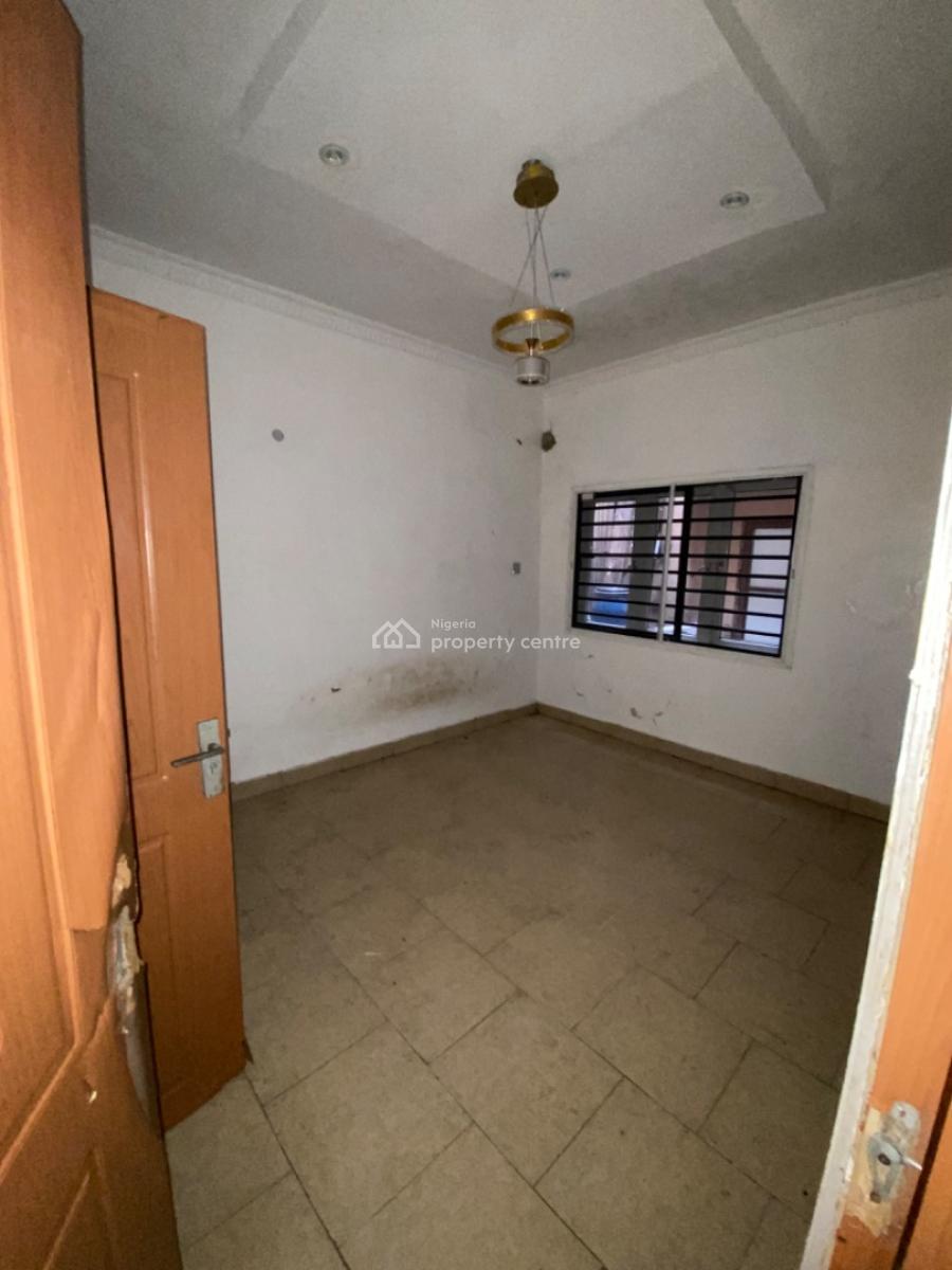 Self Serviced 2 Bedroom Apartment in Lekki Phase 1, Marwa Lekki Right, Lekki Phase 1, Lekki, Lagos, Flat / Apartment for Rent