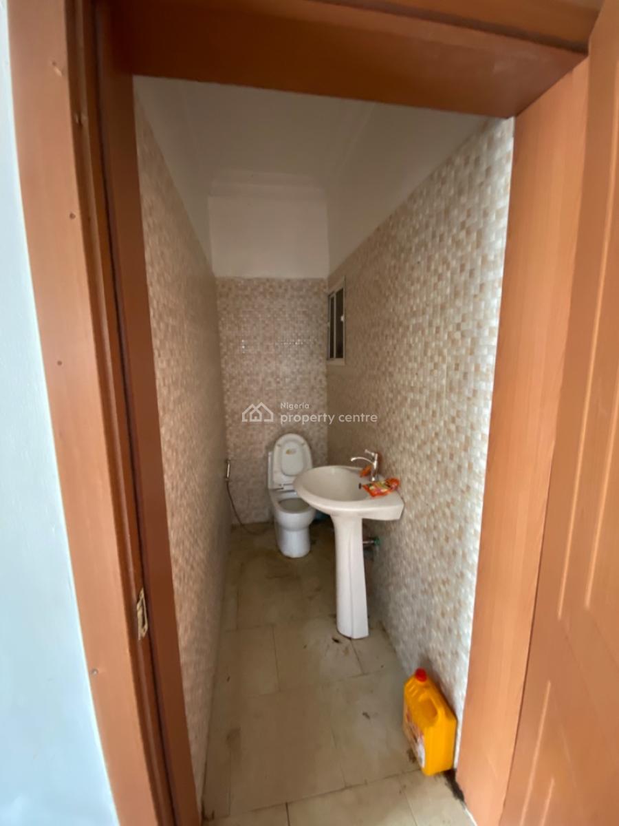 Self Serviced 2 Bedroom Apartment in Lekki Phase 1, Marwa Lekki Right, Lekki Phase 1, Lekki, Lagos, Flat / Apartment for Rent