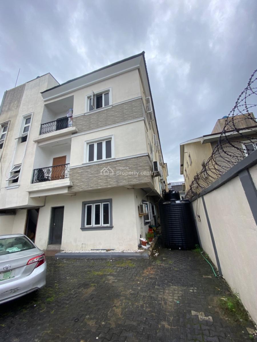 Self Serviced 2 Bedroom Apartment in Lekki Phase 1, Marwa Lekki Right, Lekki Phase 1, Lekki, Lagos, Flat / Apartment for Rent