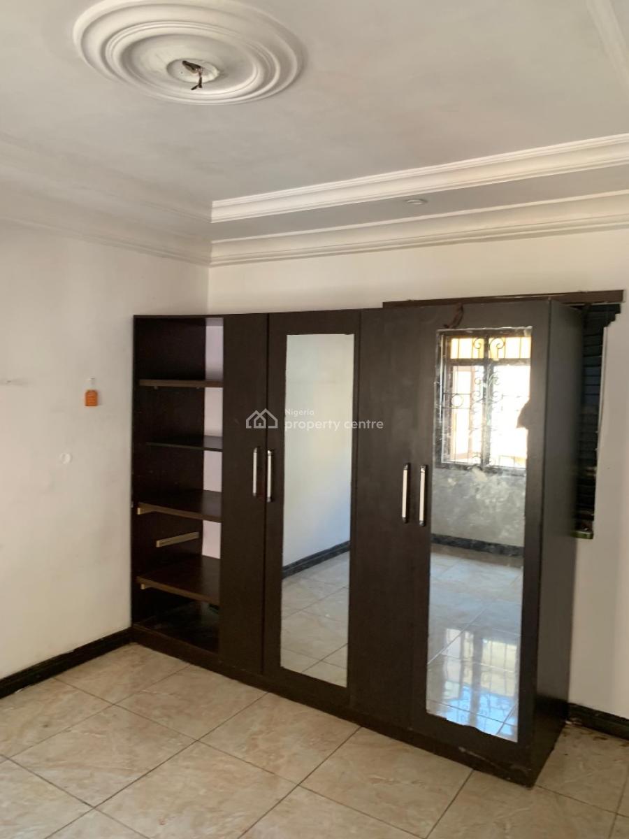 Decent Spacious 4 Bedroom Up Flat, Gra Phase 2, Magodo, Lagos, House for Rent
