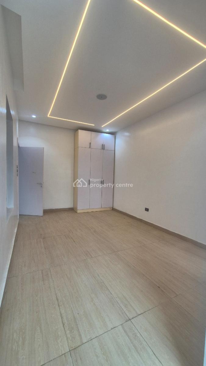 Luxurious 3 Bedroom Apartment with a Room Bq, Swim/pool, Gym, Elevator, Off Ladoke Akintola Street, Ikeja Gra, Ikeja, Lagos, Flat / Apartment for Sale