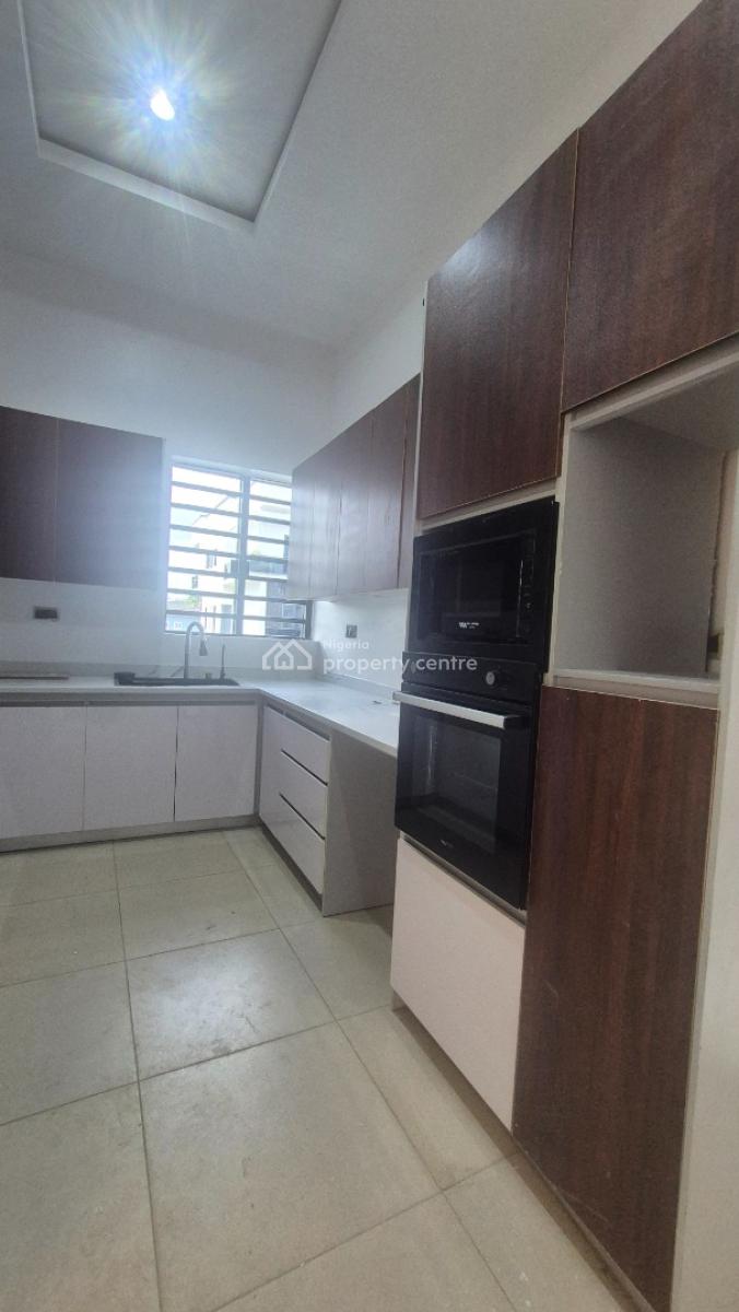 Luxurious 3 Bedroom Apartment with a Room Bq, Swim/pool, Gym, Elevator, Off Ladoke Akintola Street, Ikeja Gra, Ikeja, Lagos, Flat / Apartment for Sale